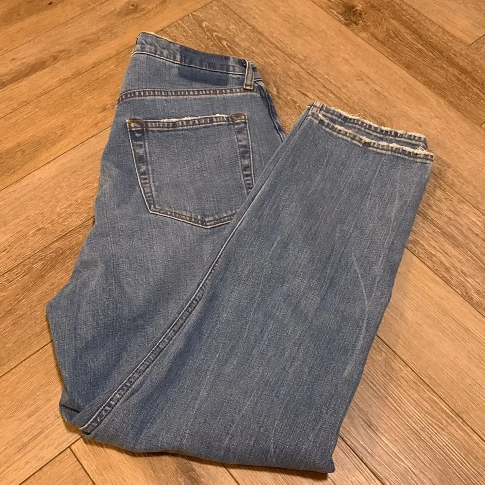 Abercrombie & Fitch Curve Love 90s Slim Straight Ultra High Rise
